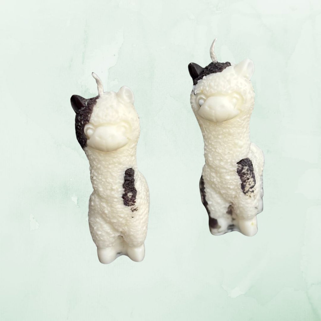 Alpaca "Sunny" Pillar Candle